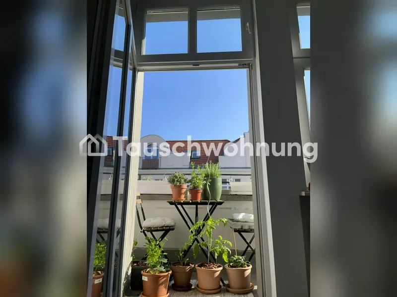 Tauschwohnung: 2 Zimmerwohnung Fhain mit Balkon — photo 1